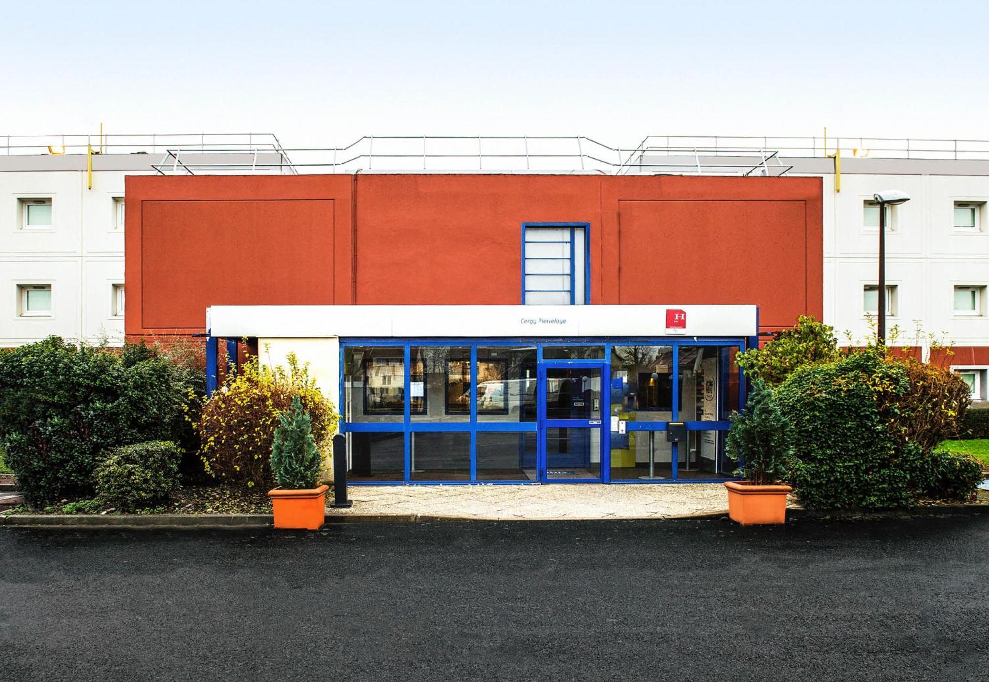 B&B Hotel Cergy Pierrelaye Eksteriør billede